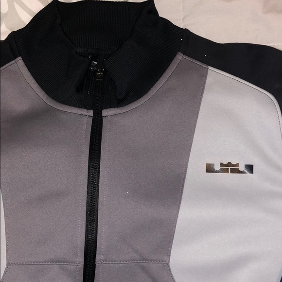Lebron track jacket! - Picture 2 of 5